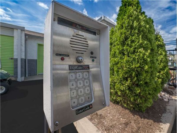 Extra Space Storage - 0741 - Johnston - Hartford Ave - 1640 Hartford Avenue