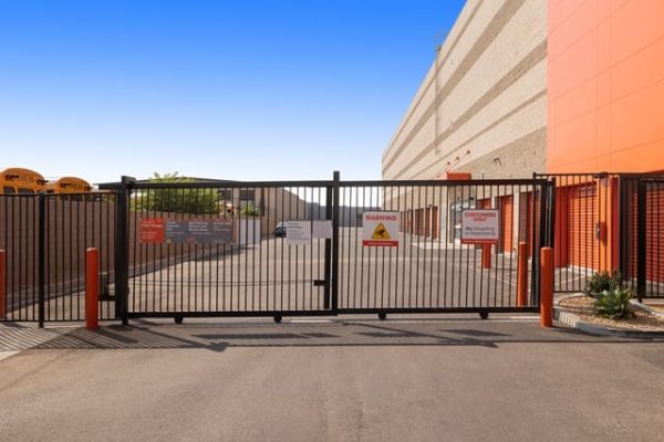 Public Storage - North Hollywood - 12610 Raymer Street - 12610 Raymer Street