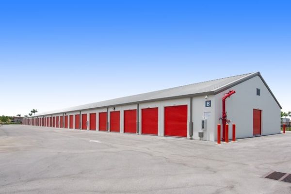 Public Storage - Homestead - 1977 NE 8th St - 1977 NE 8th St