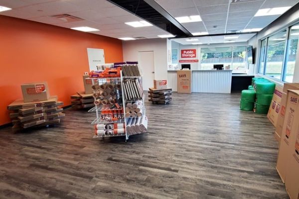 Public Storage - La Vista - 7016 104th Street - 7016 104th Street