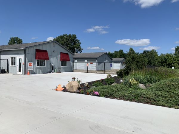 Howell Storage - 1650 Pinckney Road