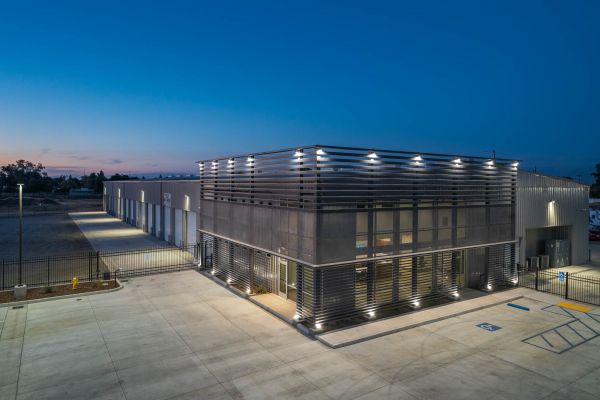 Mid Valley Storage - Santa Fe - 2410 South Santa Fe Street
