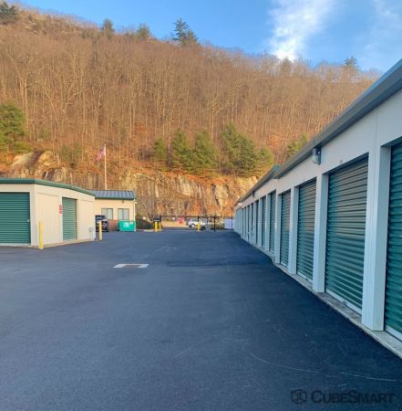 CubeSmart Self Storage - CT Beacon Falls S Main St - 808 South Main Street