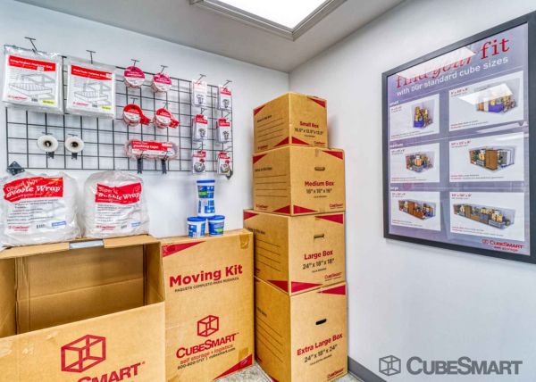 CubeSmart Self Storage - PA Philadelphia Aramingo Ave - 4391 Aramingo Avenue
