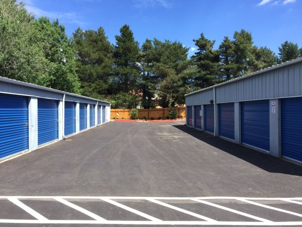 West Coast Self-Storage Beaverton - 9540 Southwest 125th Avenue