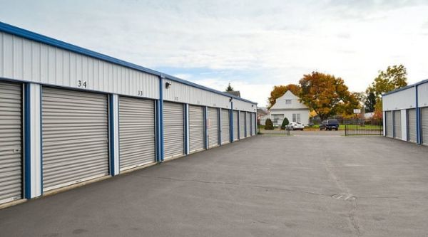 Main Street Self Storage - 1010 West Main Street