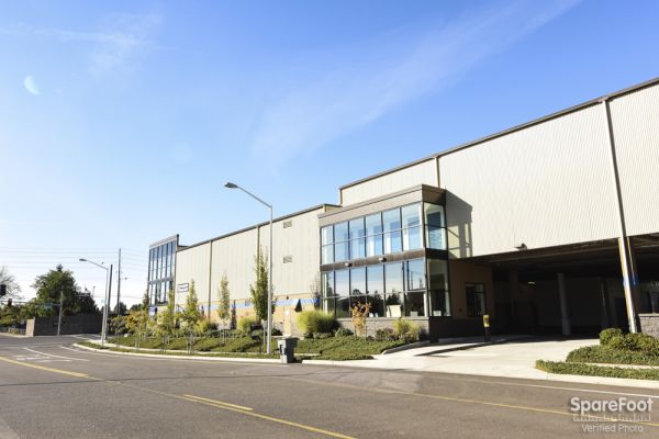 West Coast Self-Storage of Vancouver - 501 Southeast 164th Avenue