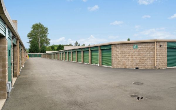Safeguard Self Storage - Kent - 415 Washington Avenue North