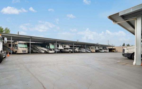 Safeguard Self Storage - Kent - 415 Washington Avenue North