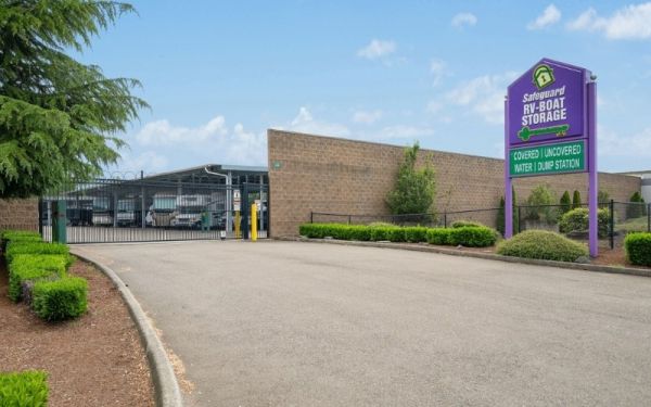 Safeguard Self Storage - Kent - 415 Washington Avenue North