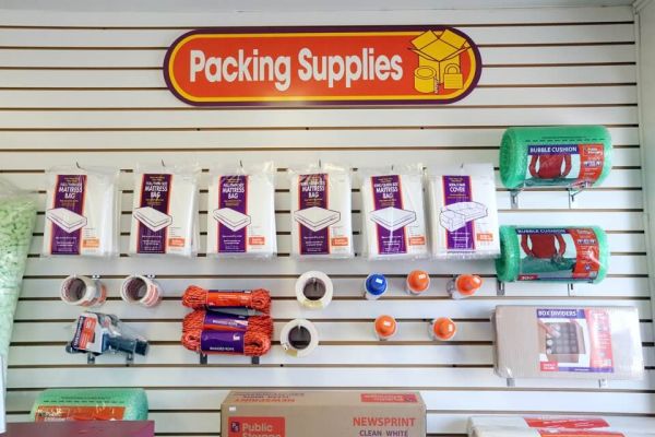 Public Storage - Westminster - 7482 Garden Grove Blvd - 7482 Garden Grove Blvd