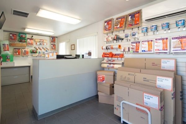 Public Storage - Lake Oswego - 7095 SW McEwan Rd - 7095 Mc Ewan