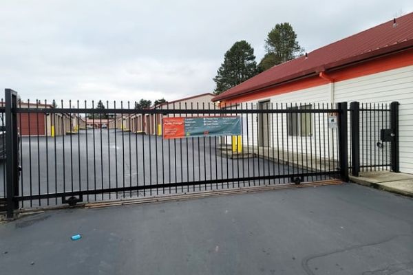 Public Storage - Kent - 10528 SE 256th Street - 10528 SE 256th Street