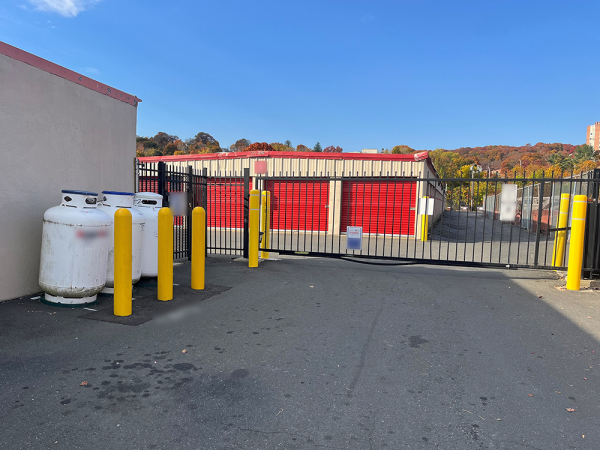 Storage Rentals of America - Waterbury - West Main St - 770 West Main Street