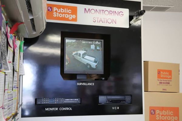 Public Storage - Granada Hills - 18175 Chatsworth Ave - 18175 Chatsworth Ave