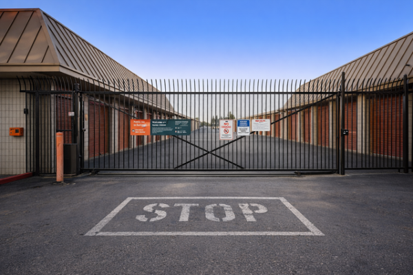 Public Storage - Hayward - 1639 Whipple Road - 1639 Whipple Road