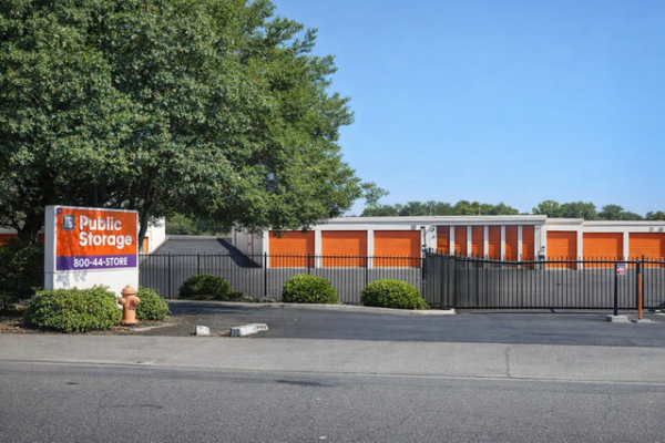 Public Storage - Sacramento - 3421 Auburn Blvd - 3421 Auburn Blvd