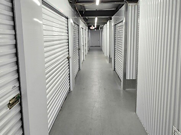 Storage Rentals of America - Simsbury - Hopmeadow St - 1280 Hopmeadow Street
