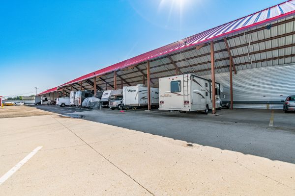 SpareBox Storage - Amarillo - Lawrence Blvd - 6101 Lawrence Boulevard