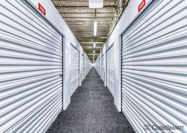 CubeSmart Self Storage - NJ East Brunswick Route 18 - 645 Route 18