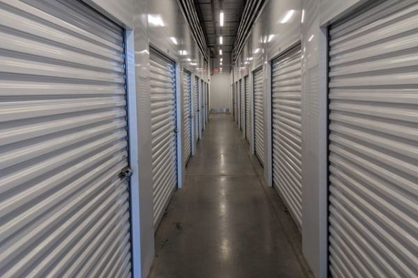 Public Storage - Maplewood - 1315 Cope Ave E - 1315 Cope Ave E