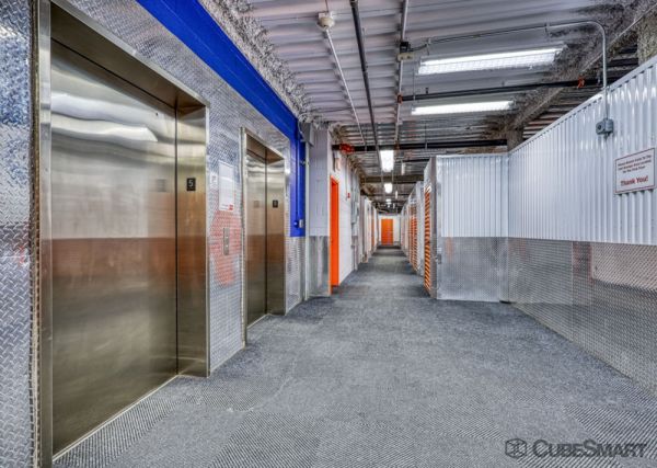 CubeSmart Self Storage - NY Queens Woodside Ave - 33-24 Woodside Avenue