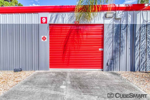 CubeSmart Self Storage - FL Edgewater North Ridgewood Avenue - 200 North Ridgewood Avenue