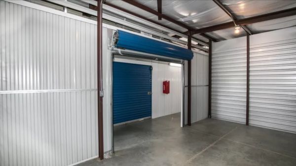 Handy Mini Self Storage (Wynne) - 1306 S Falls Blvd