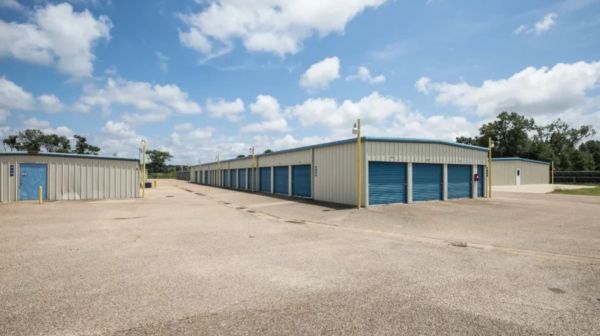 Handy Mini Self Storage (Wynne) - 1306 S Falls Blvd