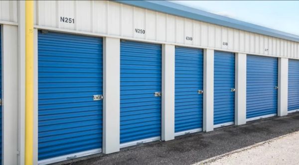 Handy Mini Self Storage (Wynne) - 1306 S Falls Blvd