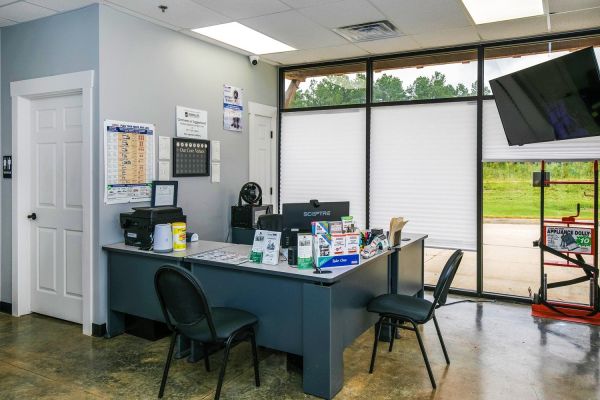 Pleasant Hill Storage - 5126 West Sandidge Road