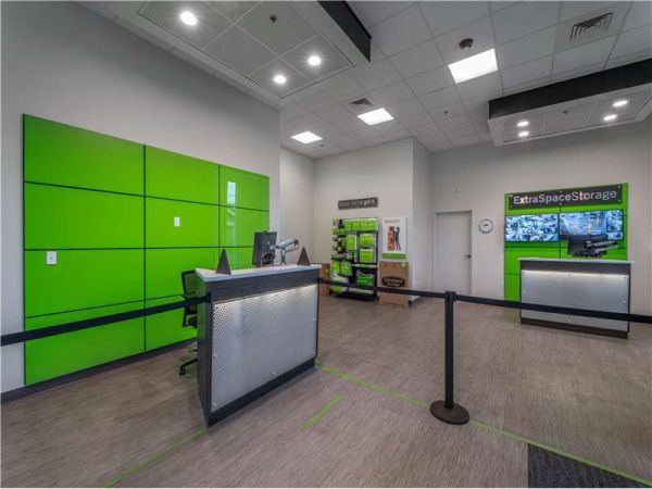 Extra Space Storage - 7145 - New Orleans - Tchopitoulas - 4866 Tchoupitoulas Street