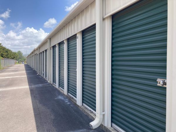 Storage Sense - Owens Cross Roads - Taylor Lane - 111 Taylor Lane