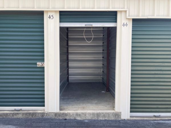 Storage Sense - Owens Cross Roads - Taylor Lane - 111 Taylor Lane
