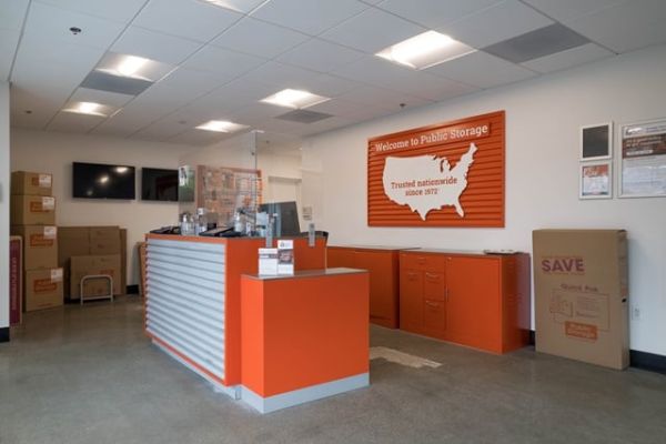 Public Storage - Buena Park - 6990 Noritsu Ave - 6990 Noritsu Ave