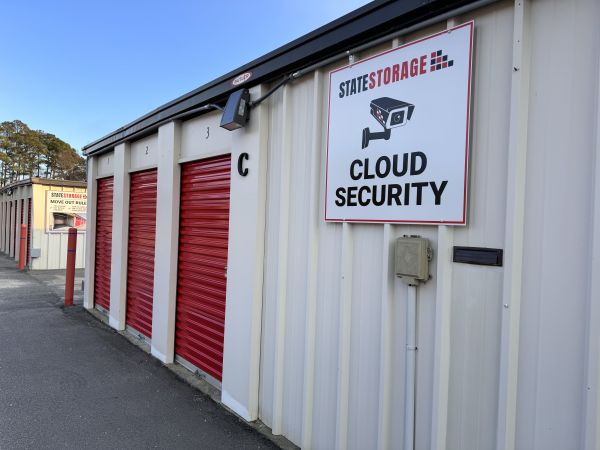 Cardinal State Storage - Spring Lake - 165 West Manchester Road