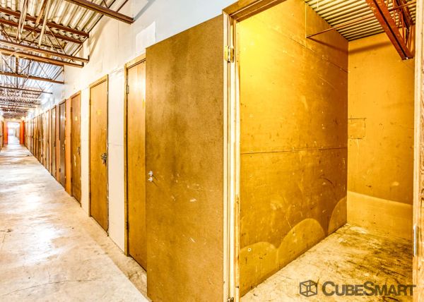 CubeSmart Self Storage - TX Houston Mangum Rd - 3735 Mangum Road