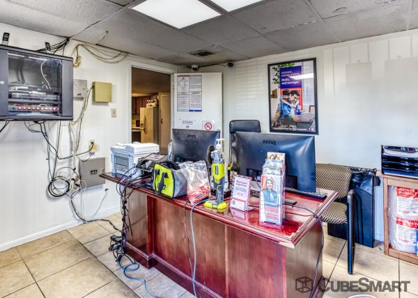 CubeSmart Self Storage - TX Houston Mangum Rd - 3735 Mangum Road