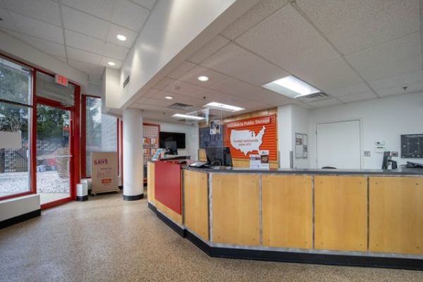 Public Storage - Germantown - 12211 Middlebrook Rd - 12211 Middlebrook Rd