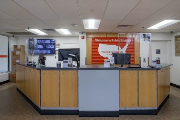 Public Storage - Ellicott City - 3487 Chevrolet Dr - 3487 Chevrolet Dr