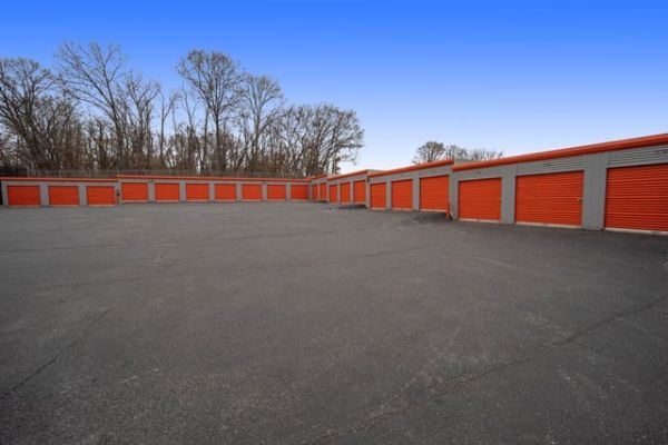 Public Storage - Baltimore - 4001 Southwestern Blvd - 4001 Southwestern Blvd