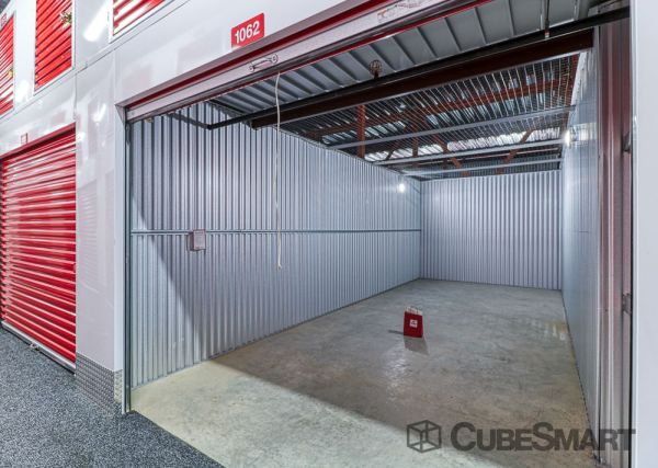 CubeSmart Self Storage - NY East Meadow Hempstead Turnpike - 2087 Hempstead Turnpike