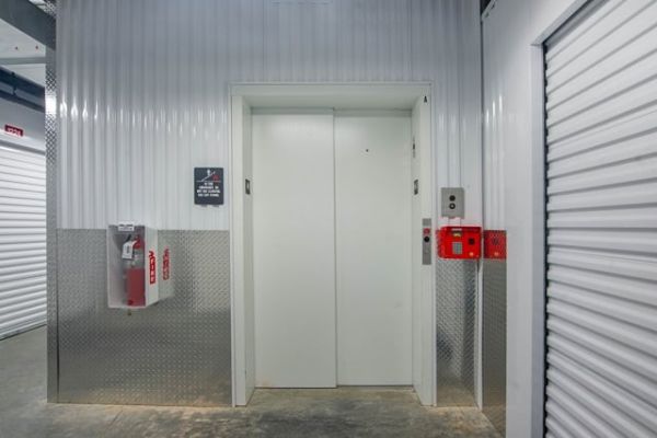Public Storage - Fort Myers - 10688 Colonial Blvd - 10688 Colonial Blvd