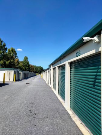 Valley Storage - Hickory East - 1506 26th Street Boulevard Southeast