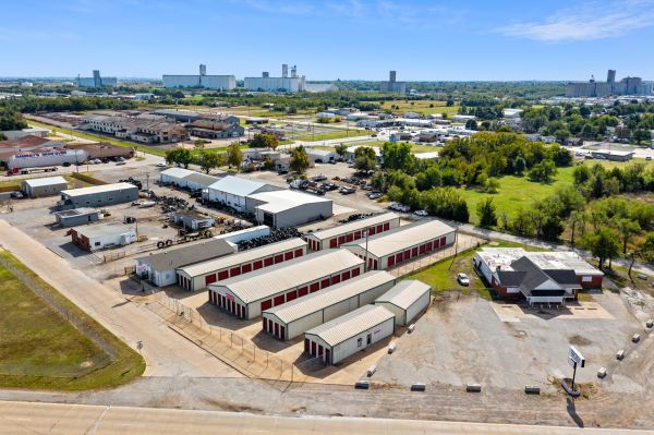 SpareBox Storage - Enid - Rock Island Blvd - 2613 Rock Island Boulevard