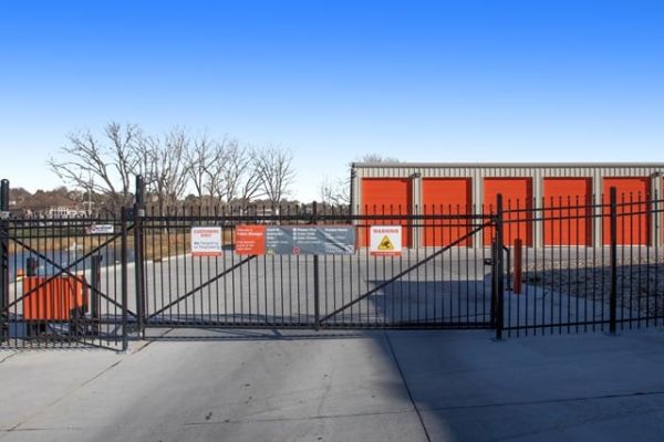 Public Storage - Omaha - 11163 S 168th St - 11163 S 168th St