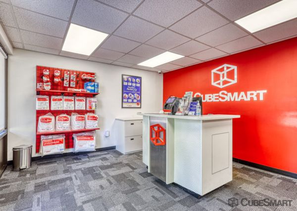 CubeSmart Self Storage - PA Frazer Lancaster Ave - 641 Lancaster Avenue