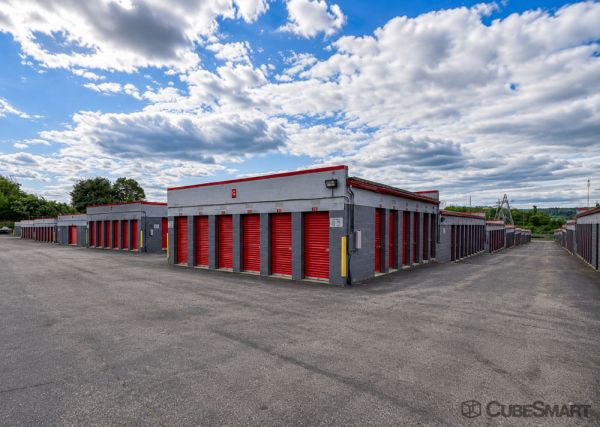 CubeSmart Self Storage - PA Frazer Lancaster Ave - 641 Lancaster Avenue