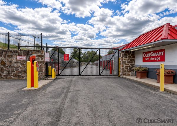 CubeSmart Self Storage - PA Frazer Lancaster Ave - 641 Lancaster Avenue