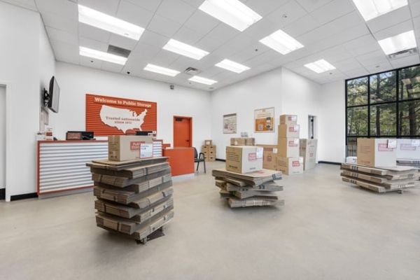 Public Storage - Johns Creek - 11220 Medlock Bridge Rd - 11220 Medlock Bridge Rd